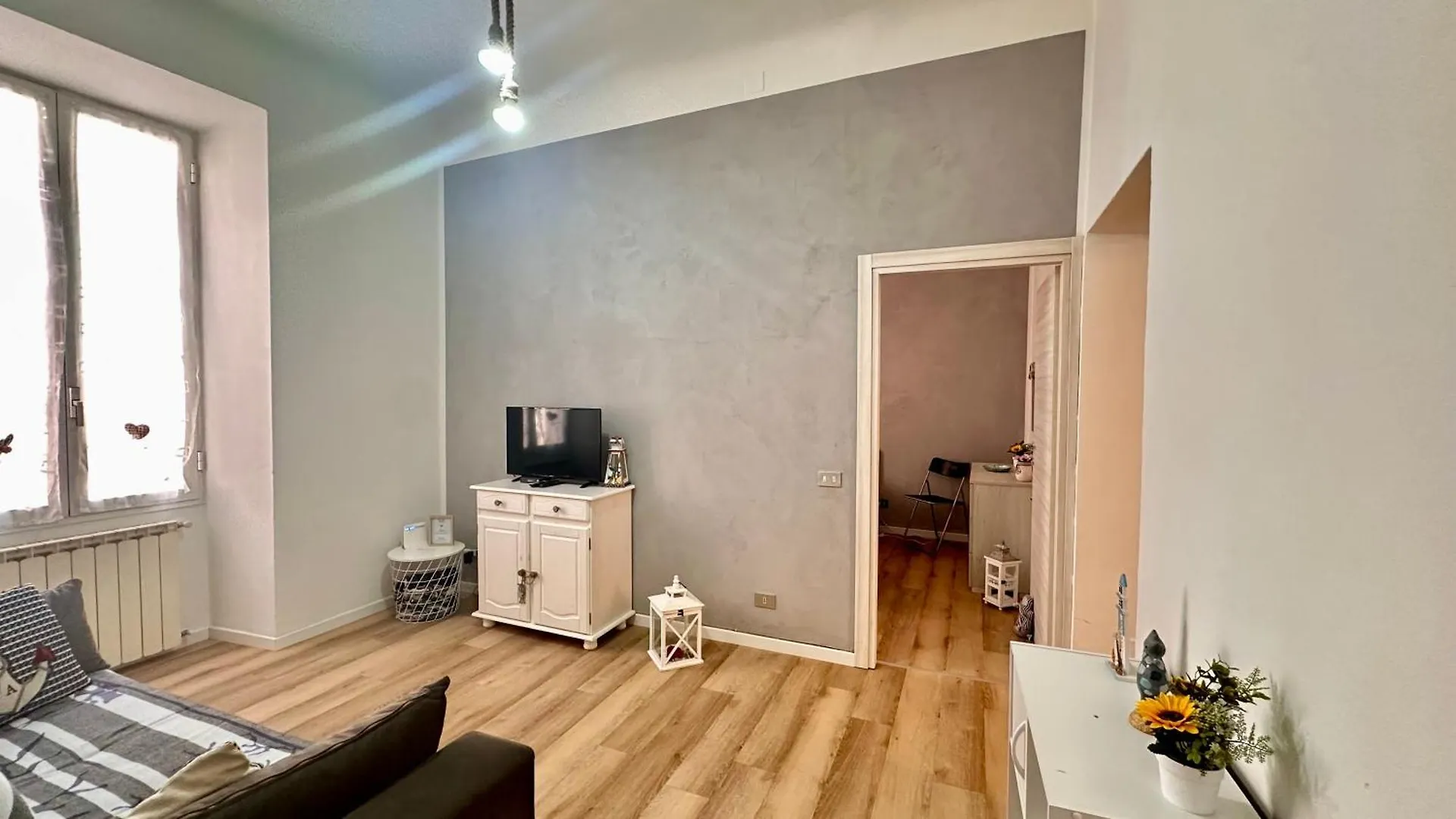 Sweet Home - Sweet Home Imperia Apartment